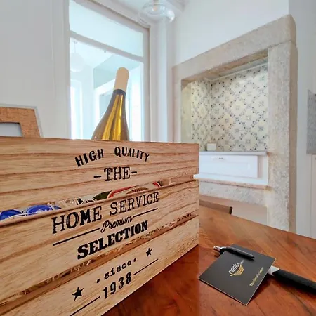 White & Blue Vintage In Graca Lisboa