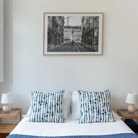 Art Gallery Graça 2br With Blue Tiles&river View