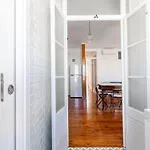 Art Gallery Graca 2Br With Blue Tiles & River View By Nestatlisbon * Lisboa