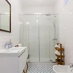 Art Gallery Graca 2Br With Blue Tiles & River View By Nestatlisbon Лиссабон